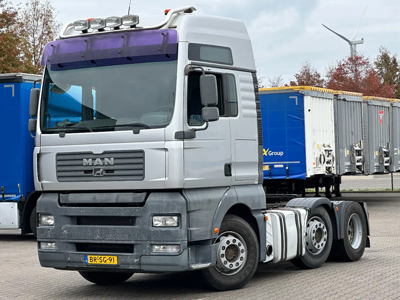 MAN TGA 26.430 XXL 6x2/4 Euro 4 / 762 Tkm *NL-Truck* - Vetopöytäauto: kuva MAN TGA 26.430 XXL 6x2/4 Euro 4 / 762 Tkm *NL-Truck* - Vetopöytäauto MAN TGA 26.430 XXL 6x2/4 Euro 4 / 762 Tkm *NL-Truck* - Vetopöytäauto: kuva MAN TGA 26.430 XXL 6x2/4 Euro 4 / 762 Tkm *NL-Truck* - Vetopöytäauto