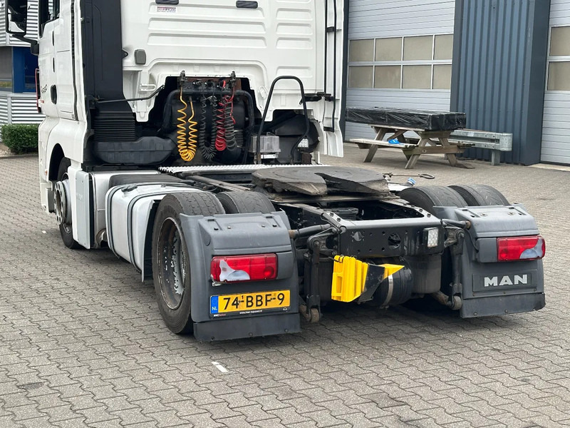 MAN TGX 18.400 Mega / Full Air / 2 Tank / Euro 5 - Vetopöytäauto: kuva MAN TGX 18.400 Mega / Full Air / 2 Tank / Euro 5 - Vetopöytäauto MAN TGX 18.400 Mega / Full Air / 2 Tank / Euro 5 - Vetopöytäauto: kuva MAN TGX 18.400 Mega / Full Air / 2 Tank / Euro 5 - Vetopöytäauto