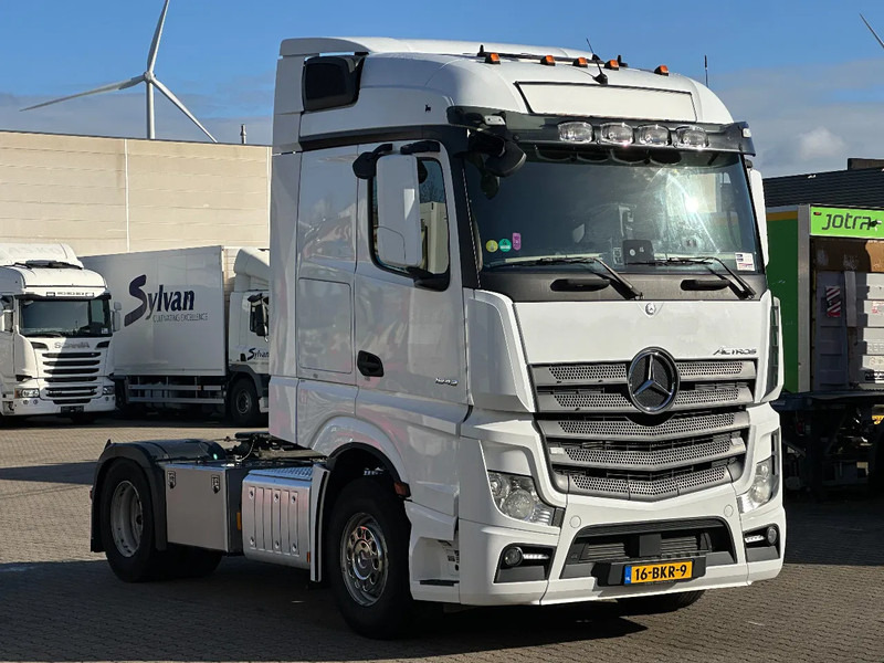 Mercedes-Benz Actros 1943 4x2 Euro 6 Smart Tacho *NL-Truck* - Vetopöytäauto: kuva Mercedes-Benz Actros 1943 4x2 Euro 6 Smart Tacho *NL-Truck* - Vetopöytäauto Mercedes-Benz Actros 1943 4x2 Euro 6 Smart Tacho *NL-Truck* - Vetopöytäauto: kuva Mercedes-Benz Actros 1943 4x2 Euro 6 Smart Tacho *NL-Truck* - Vetopöytäauto
