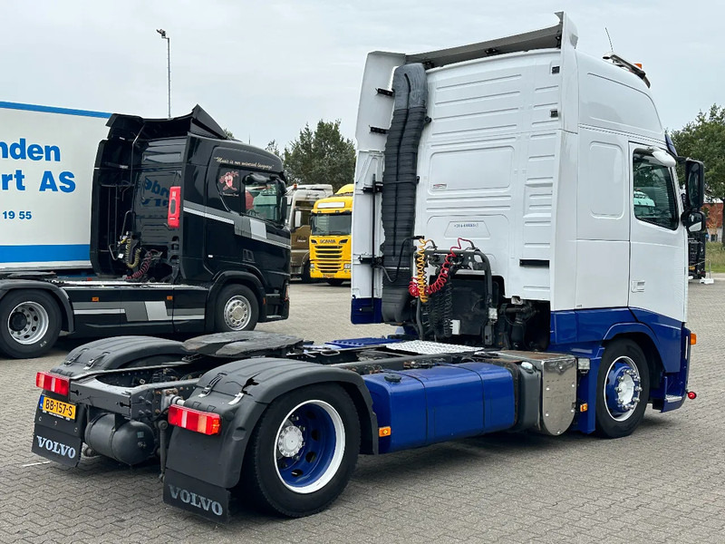 Volvo FH 400 Globe XL Mega / Full Air / 2 Tank / Euro 5 - Vetopöytäauto: kuva Volvo FH 400 Globe XL Mega / Full Air / 2 Tank / Euro 5 - Vetopöytäauto Volvo FH 400 Globe XL Mega / Full Air / 2 Tank / Euro 5 - Vetopöytäauto: kuva Volvo FH 400 Globe XL Mega / Full Air / 2 Tank / Euro 5 - Vetopöytäauto