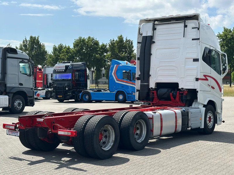 Volvo FH 16.750 6x4 Globe XL Chassis Retarder 4.30 Wb Full Air - Kuorma-auto alusta: kuva Volvo FH 16.750 6x4 Globe XL Chassis Retarder 4.30 Wb Full Air - Kuorma-auto alusta Volvo FH 16.750 6x4 Globe XL Chassis Retarder 4.30 Wb Full Air - Kuorma-auto alusta: kuva Volvo FH 16.750 6x4 Globe XL Chassis Retarder 4.30 Wb Full Air - Kuorma-auto alusta