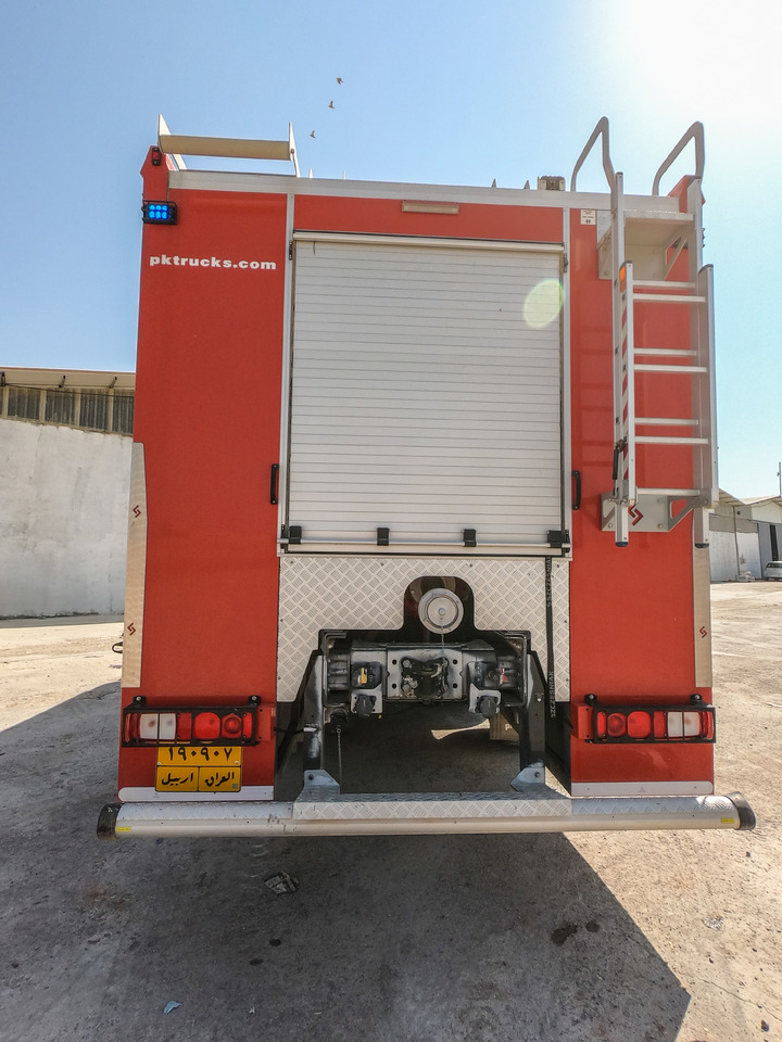 Renault SZCZESNIAK K-500 TLF 9000/1000 6x6 - Paloauto: kuva Renault SZCZESNIAK K-500 TLF 9000/1000 6x6 - Paloauto Renault SZCZESNIAK K-500 TLF 9000/1000 6x6 - Paloauto: kuva Renault SZCZESNIAK K-500 TLF 9000/1000 6x6 - Paloauto