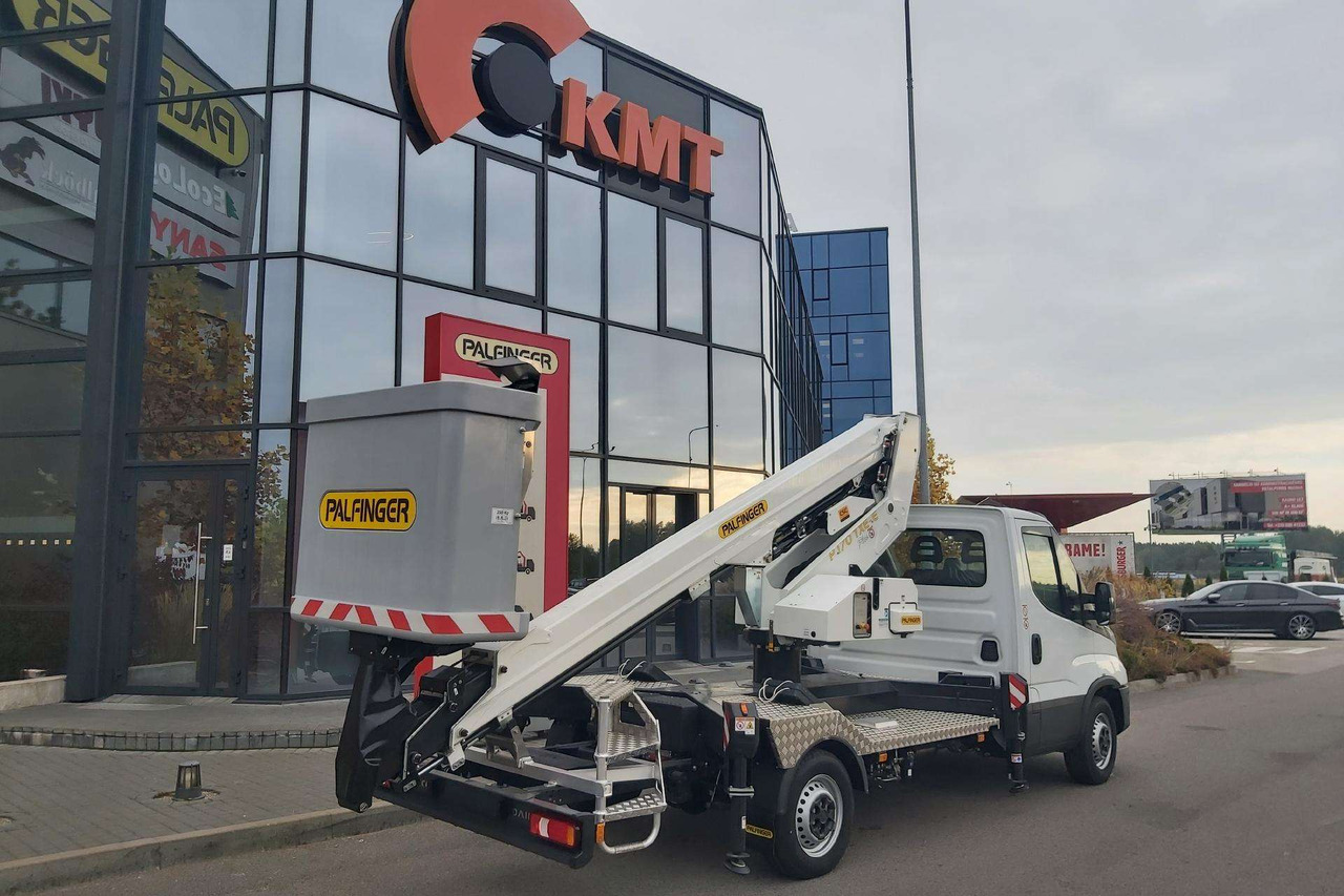 Palfinger P170TXE E PLUS - Itsekulkevat henkilönostimet: kuva Palfinger P170TXE E PLUS - Itsekulkevat henkilönostimet Palfinger P170TXE E PLUS - Itsekulkevat henkilönostimet: kuva Palfinger P170TXE E PLUS - Itsekulkevat henkilönostimet