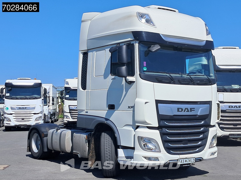 DAF XF 480 4X2 SSC Retarder 2x Tanks Standklima ACC LED - Vetopöytäauto: kuva DAF XF 480 4X2 SSC Retarder 2x Tanks Standklima ACC LED - Vetopöytäauto DAF XF 480 4X2 SSC Retarder 2x Tanks Standklima ACC LED - Vetopöytäauto: kuva DAF XF 480 4X2 SSC Retarder 2x Tanks Standklima ACC LED - Vetopöytäauto