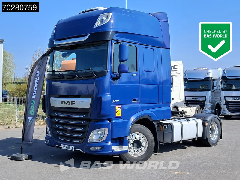 DAF XF 480 4X2 SSC Retarder PTO Standklima Alcoa's Navi ACC LED - Vetopöytäauto: kuva DAF XF 480 4X2 SSC Retarder PTO Standklima Alcoa's Navi ACC LED - Vetopöytäauto DAF XF 480 4X2 SSC Retarder PTO Standklima Alcoa's Navi ACC LED - Vetopöytäauto: kuva DAF XF 480 4X2 SSC Retarder PTO Standklima Alcoa's Navi ACC LED - Vetopöytäauto