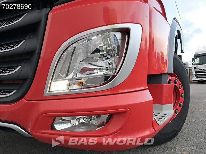Vetopöytäauto DAF XF 530 4X2 SSC 2x Tanks Retarder Standklima ACC: kuva Vetopöytäauto DAF XF 530 4X2 SSC 2x Tanks Retarder Standklima ACC