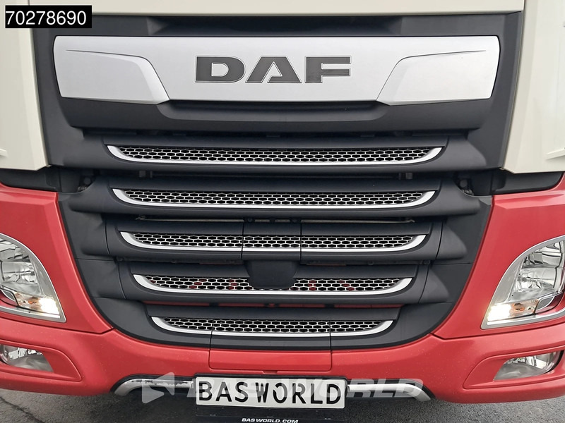 Vetopöytäauto DAF XF 530 4X2 SSC 2x Tanks Retarder Standklima ACC: kuva Vetopöytäauto DAF XF 530 4X2 SSC 2x Tanks Retarder Standklima ACC