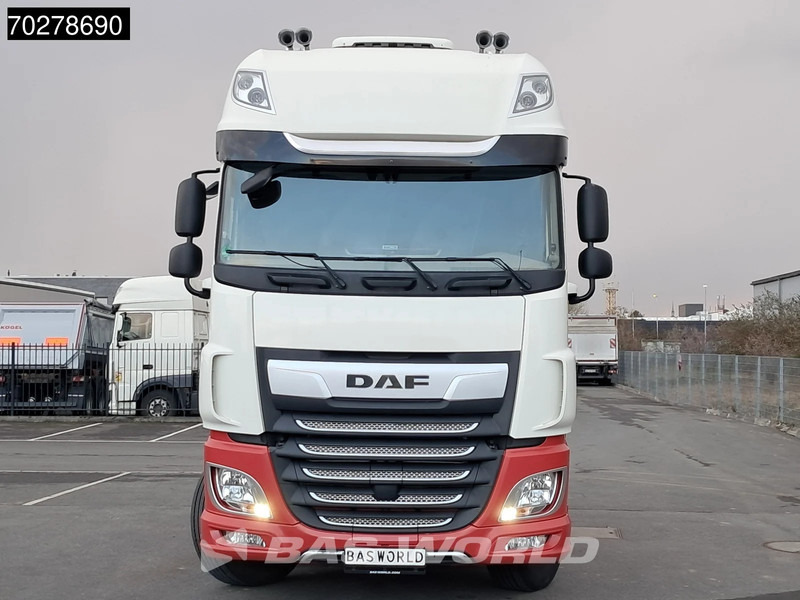 Vetopöytäauto DAF XF 530 4X2 SSC 2x Tanks Retarder Standklima ACC: kuva Vetopöytäauto DAF XF 530 4X2 SSC 2x Tanks Retarder Standklima ACC