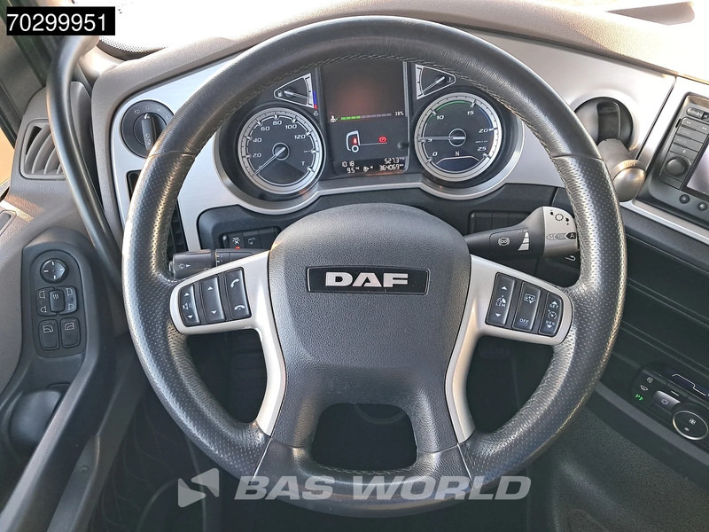 Vetopöytäauto DAF XF 530 4X2 SSC Retarder 2xTanks ACC Standklima Euro 6: kuva Vetopöytäauto DAF XF 530 4X2 SSC Retarder 2xTanks ACC Standklima Euro 6 Vetopöytäauto DAF XF 530 4X2 SSC Retarder 2xTanks ACC Standklima Euro 6: kuva Vetopöytäauto DAF XF 530 4X2 SSC Retarder 2xTanks ACC Standklima Euro 6