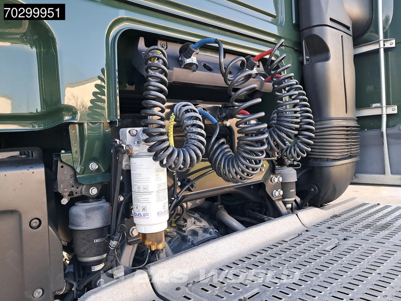 Vetopöytäauto DAF XF 530 4X2 SSC Retarder 2xTanks ACC Standklima Euro 6: kuva Vetopöytäauto DAF XF 530 4X2 SSC Retarder 2xTanks ACC Standklima Euro 6 Vetopöytäauto DAF XF 530 4X2 SSC Retarder 2xTanks ACC Standklima Euro 6: kuva Vetopöytäauto DAF XF 530 4X2 SSC Retarder 2xTanks ACC Standklima Euro 6