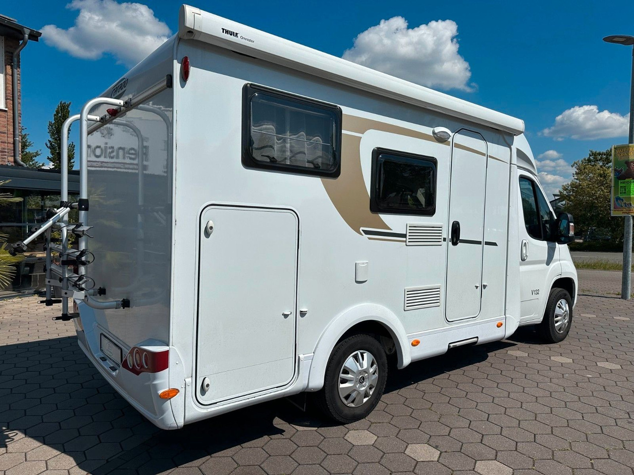 Carado V 132/Festbett/Garage/Klima/Markise/Finanzierung - Puoli-integroitu asuntoauto: kuva Carado V 132/Festbett/Garage/Klima/Markise/Finanzierung - Puoli-integroitu asuntoauto Carado V 132/Festbett/Garage/Klima/Markise/Finanzierung - Puoli-integroitu asuntoauto: kuva Carado V 132/Festbett/Garage/Klima/Markise/Finanzierung - Puoli-integroitu asuntoauto