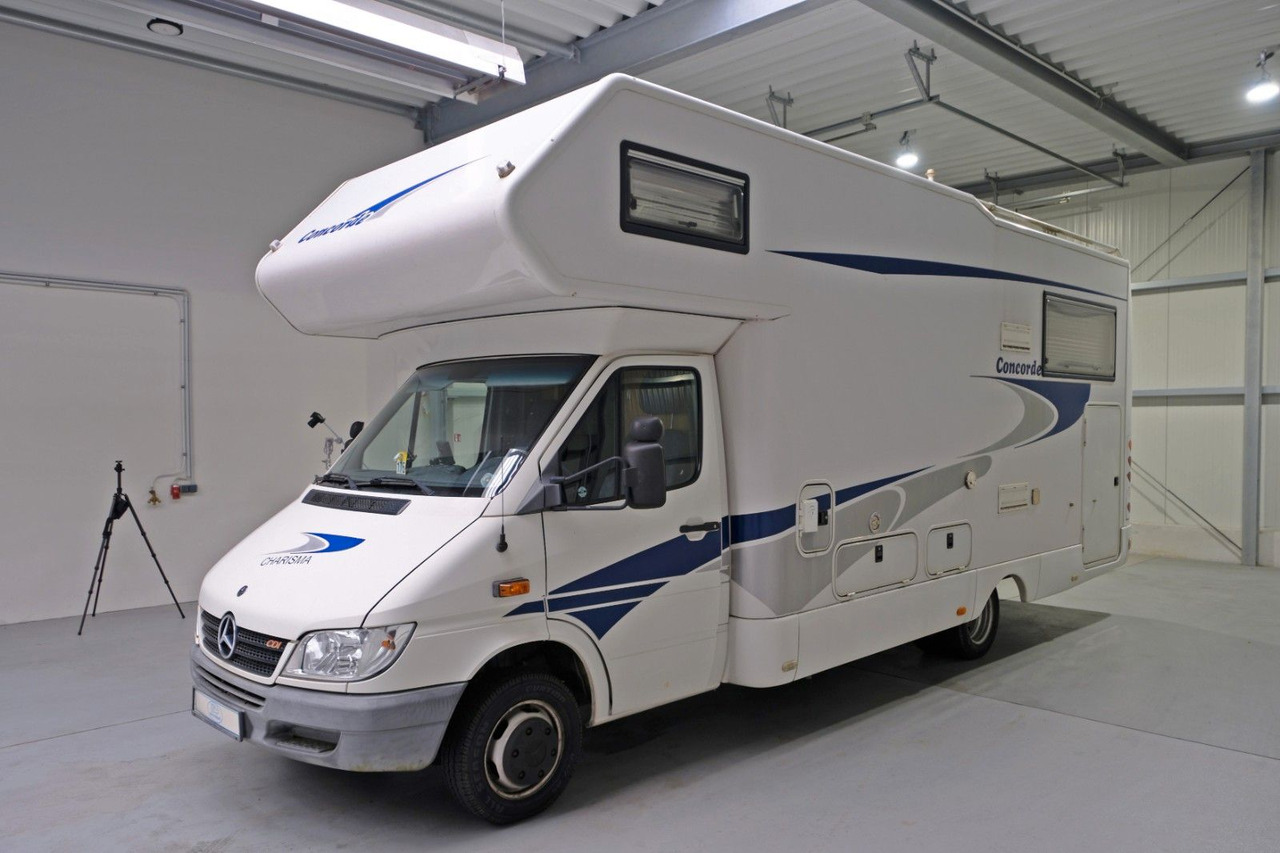 Concorde Charisma A 740R/Automatik/Rundsitz/Solar/Klima - Alkoviauto: kuva Concorde Charisma A 740R/Automatik/Rundsitz/Solar/Klima - Alkoviauto Concorde Charisma A 740R/Automatik/Rundsitz/Solar/Klima - Alkoviauto: kuva Concorde Charisma A 740R/Automatik/Rundsitz/Solar/Klima - Alkoviauto