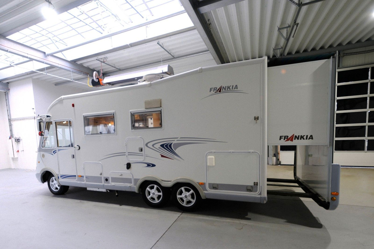 Frankia I 650 QS HolidayClass/Festbett+Hubbett/Klima/DPF - Integroitu asuntoauto: kuva Frankia I 650 QS HolidayClass/Festbett+Hubbett/Klima/DPF - Integroitu asuntoauto Frankia I 650 QS HolidayClass/Festbett+Hubbett/Klima/DPF - Integroitu asuntoauto: kuva Frankia I 650 QS HolidayClass/Festbett+Hubbett/Klima/DPF - Integroitu asuntoauto
