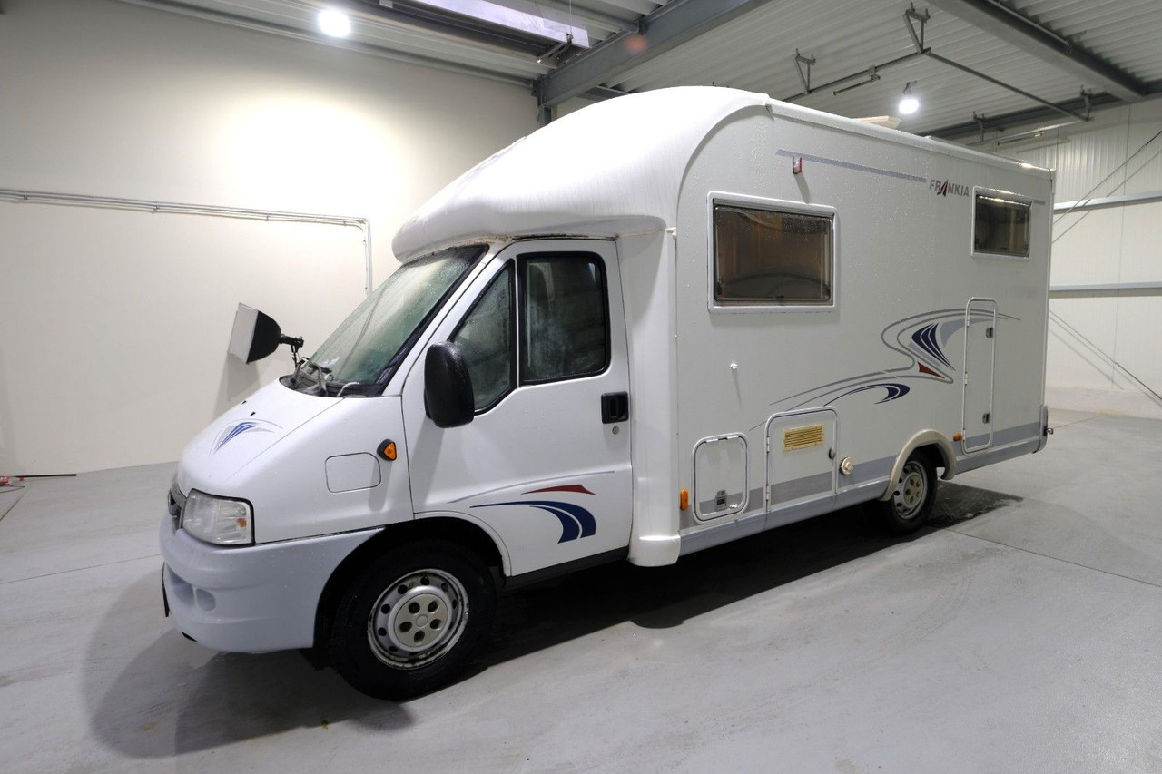 Frankia T 650 BD/Festbett/Garage/Solar/Markise Frankia T 650 BD/Festbett/Garage/Solar/Markise - Puoli-integroitu asuntoauto: kuva Frankia T 650 BD/Festbett/Garage/Solar/Markise Frankia T 650 BD/Festbett/Garage/Solar/Markise - Puoli-integroitu asuntoauto Frankia T 650 BD/Festbett/Garage/Solar/Markise Frankia T 650 BD/Festbett/Garage/Solar/Markise - Puoli-integroitu asuntoauto: kuva Frankia T 650 BD/Festbett/Garage/Solar/Markise Frankia T 650 BD/Festbett/Garage/Solar/Markise - Puoli-integroitu asuntoauto