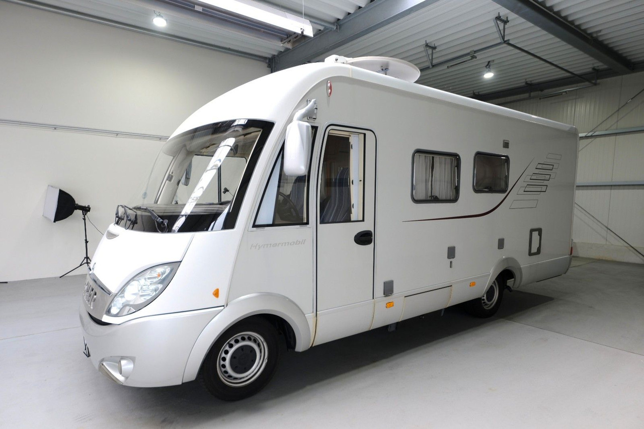 HYMER / ERIBA / HYMERCAR B 655 SL/Festbett+Hubbett/Solar/Klima/TOP - Integroitu asuntoauto: kuva HYMER / ERIBA / HYMERCAR B 655 SL/Festbett+Hubbett/Solar/Klima/TOP - Integroitu asuntoauto HYMER / ERIBA / HYMERCAR B 655 SL/Festbett+Hubbett/Solar/Klima/TOP - Integroitu asuntoauto: kuva HYMER / ERIBA / HYMERCAR B 655 SL/Festbett+Hubbett/Solar/Klima/TOP - Integroitu asuntoauto