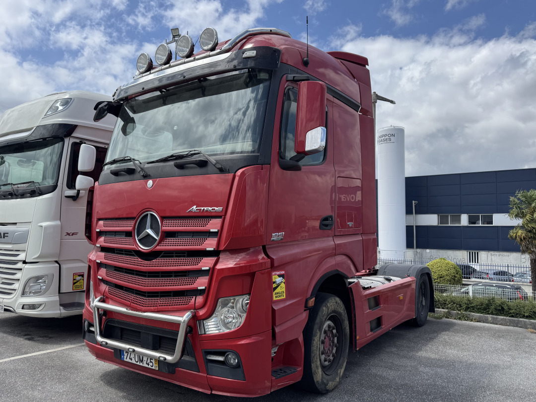 Mercedes Actros 510 1851 - Vetopöytäauto: kuva Mercedes Actros 510 1851 - Vetopöytäauto Mercedes Actros 510 1851 - Vetopöytäauto: kuva Mercedes Actros 510 1851 - Vetopöytäauto