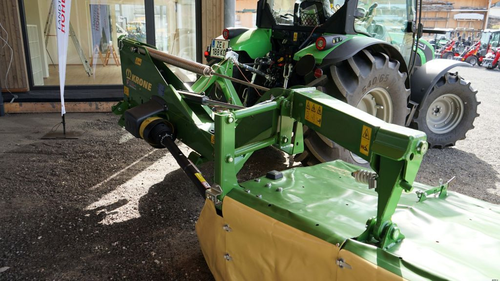 Krone EasyCut R 280 (20701) - Niittokone: kuva Krone EasyCut R 280 (20701) - Niittokone Krone EasyCut R 280 (20701) - Niittokone: kuva Krone EasyCut R 280 (20701) - Niittokone