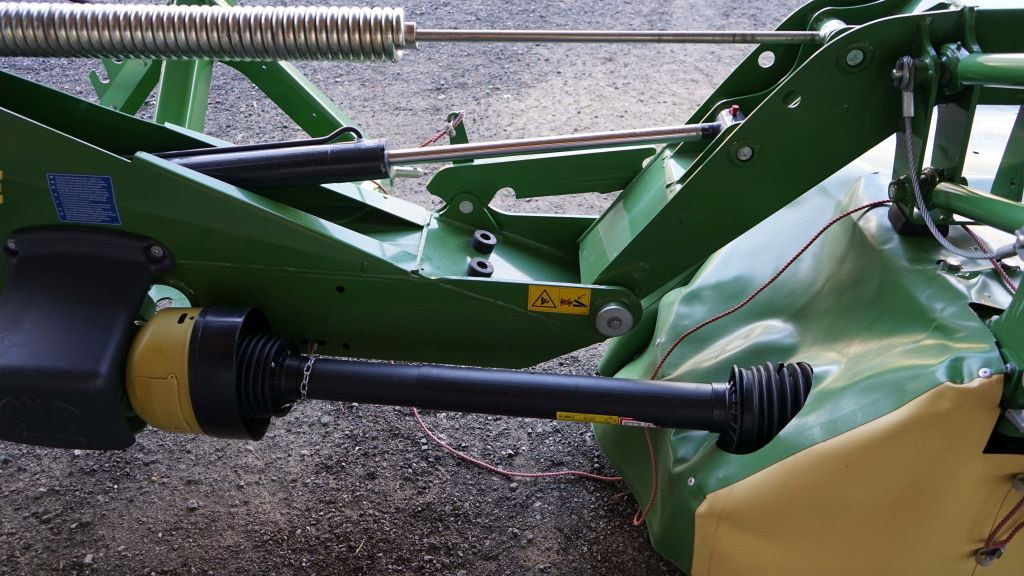 Krone EasyCut R 320 (20592) - Niittokone: kuva Krone EasyCut R 320 (20592) - Niittokone Krone EasyCut R 320 (20592) - Niittokone: kuva Krone EasyCut R 320 (20592) - Niittokone