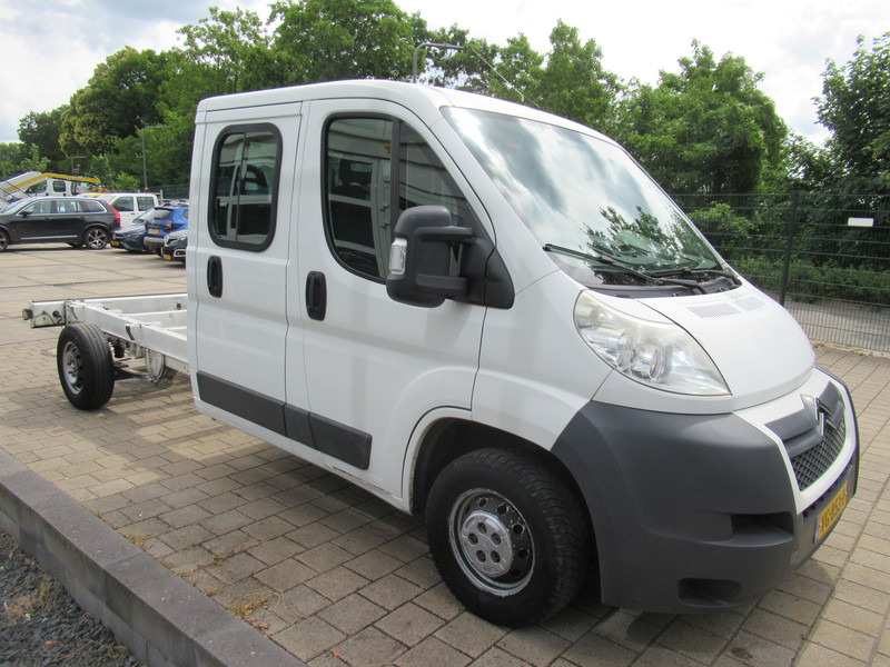 Citroën Jumper 35 2.2HDi 96KW L3 DOKA Dubbelcabine Chassis - Kuorma-auto alusta, Jatko-ohjaamo kevyt kuorma-auto: kuva Citroën Jumper 35 2.2HDi 96KW L3 DOKA Dubbelcabine Chassis - Kuorma-auto alusta, Jatko-ohjaamo kevyt kuorma-auto Citroën Jumper 35 2.2HDi 96KW L3 DOKA Dubbelcabine Chassis - Kuorma-auto alusta, Jatko-ohjaamo kevyt kuorma-auto: kuva Citroën Jumper 35 2.2HDi 96KW L3 DOKA Dubbelcabine Chassis - Kuorma-auto alusta, Jatko-ohjaamo kevyt kuorma-auto