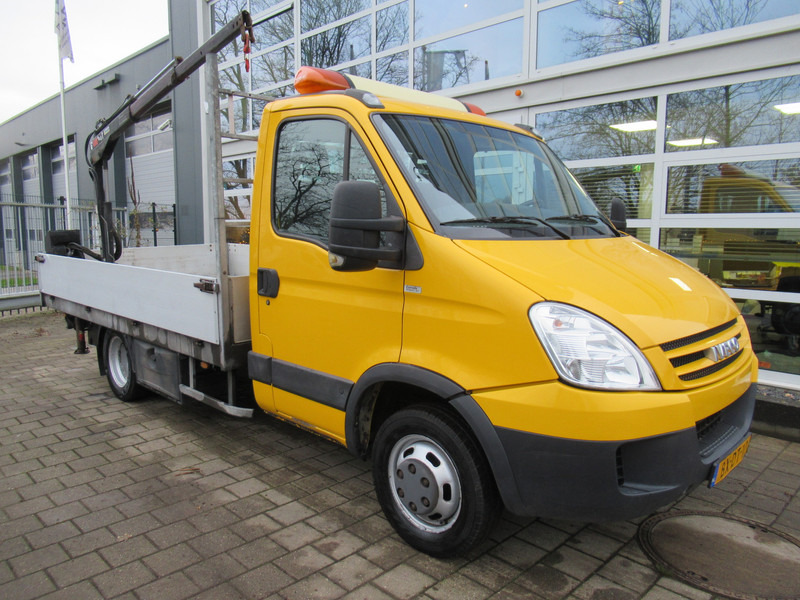 Iveco Daily 40C10 Euro 4 + HIAB 013 T Kraan Kran Crane - Avolava pakettiauto: kuva Iveco Daily 40C10 Euro 4 + HIAB 013 T Kraan Kran Crane - Avolava pakettiauto Iveco Daily 40C10 Euro 4 + HIAB 013 T Kraan Kran Crane - Avolava pakettiauto: kuva Iveco Daily 40C10 Euro 4 + HIAB 013 T Kraan Kran Crane - Avolava pakettiauto