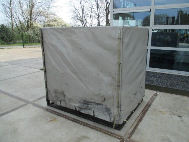 Rotair / Flirok MOBIELE ZAND Straal unit Graffiti Cleaner - Siivouskone: kuva Rotair / Flirok MOBIELE ZAND Straal unit Graffiti Cleaner - Siivouskone Rotair / Flirok MOBIELE ZAND Straal unit Graffiti Cleaner - Siivouskone: kuva Rotair / Flirok MOBIELE ZAND Straal unit Graffiti Cleaner - Siivouskone