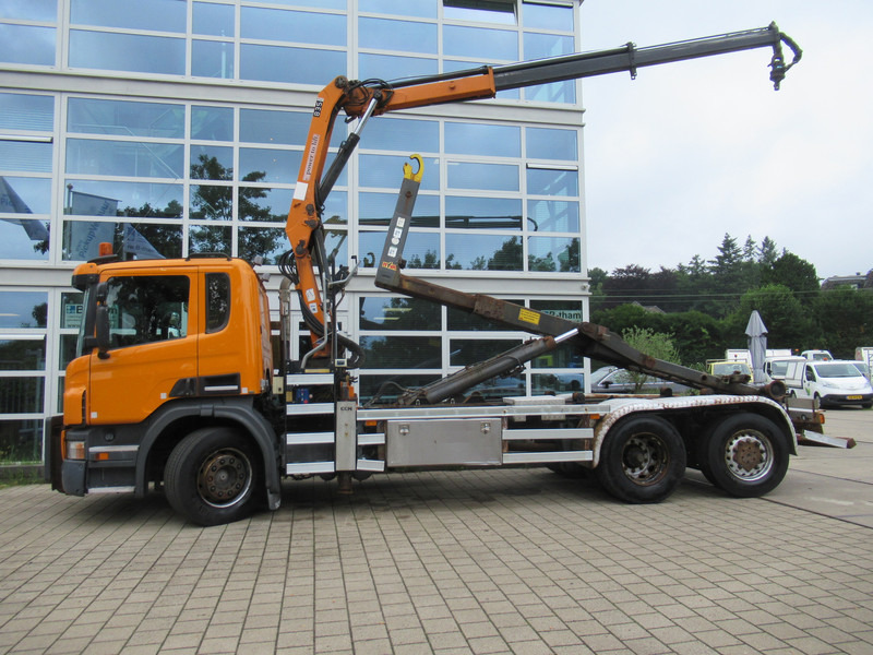 Scania P 320 B 6x2*4 + HMF 835 + HYVA Haakarm - Koukkulava kuorma-auto, Nosturiauto: kuva Scania P 320 B 6x2*4 + HMF 835 + HYVA Haakarm - Koukkulava kuorma-auto, Nosturiauto Scania P 320 B 6x2*4 + HMF 835 + HYVA Haakarm - Koukkulava kuorma-auto, Nosturiauto: kuva Scania P 320 B 6x2*4 + HMF 835 + HYVA Haakarm - Koukkulava kuorma-auto, Nosturiauto