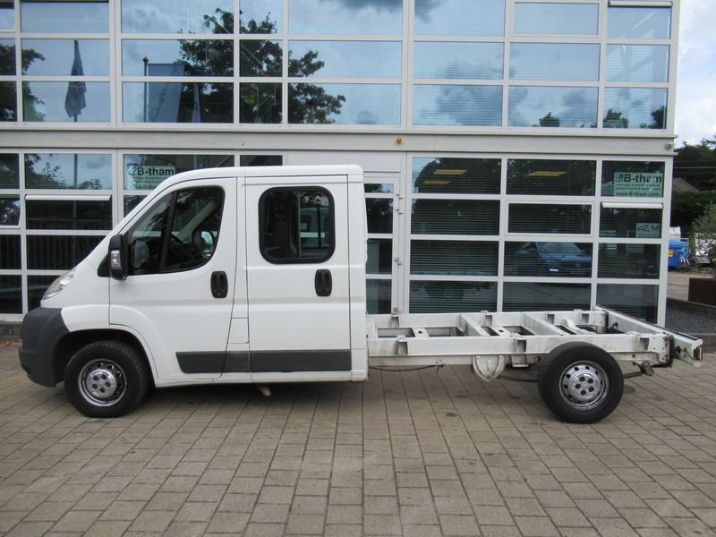 Citroën Jumper 35 2.2HDi 96KW L3 DOKA Dubbelcabine Chassis - Tavara-auto, Jatko-ohjaamo kevyt kuorma-auto: kuva Citroën Jumper 35 2.2HDi 96KW L3 DOKA Dubbelcabine Chassis - Tavara-auto, Jatko-ohjaamo kevyt kuorma-auto Citroën Jumper 35 2.2HDi 96KW L3 DOKA Dubbelcabine Chassis - Tavara-auto, Jatko-ohjaamo kevyt kuorma-auto: kuva Citroën Jumper 35 2.2HDi 96KW L3 DOKA Dubbelcabine Chassis - Tavara-auto, Jatko-ohjaamo kevyt kuorma-auto