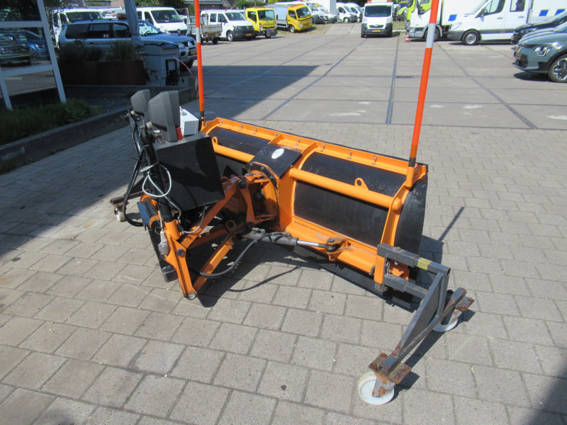 Villeton Jean LMT 20.50 208CM 12V Schneepflug Sneeuwschuif Snow Plow - Lumiaura: kuva Villeton Jean LMT 20.50 208CM 12V Schneepflug Sneeuwschuif Snow Plow - Lumiaura Villeton Jean LMT 20.50 208CM 12V Schneepflug Sneeuwschuif Snow Plow - Lumiaura: kuva Villeton Jean LMT 20.50 208CM 12V Schneepflug Sneeuwschuif Snow Plow - Lumiaura