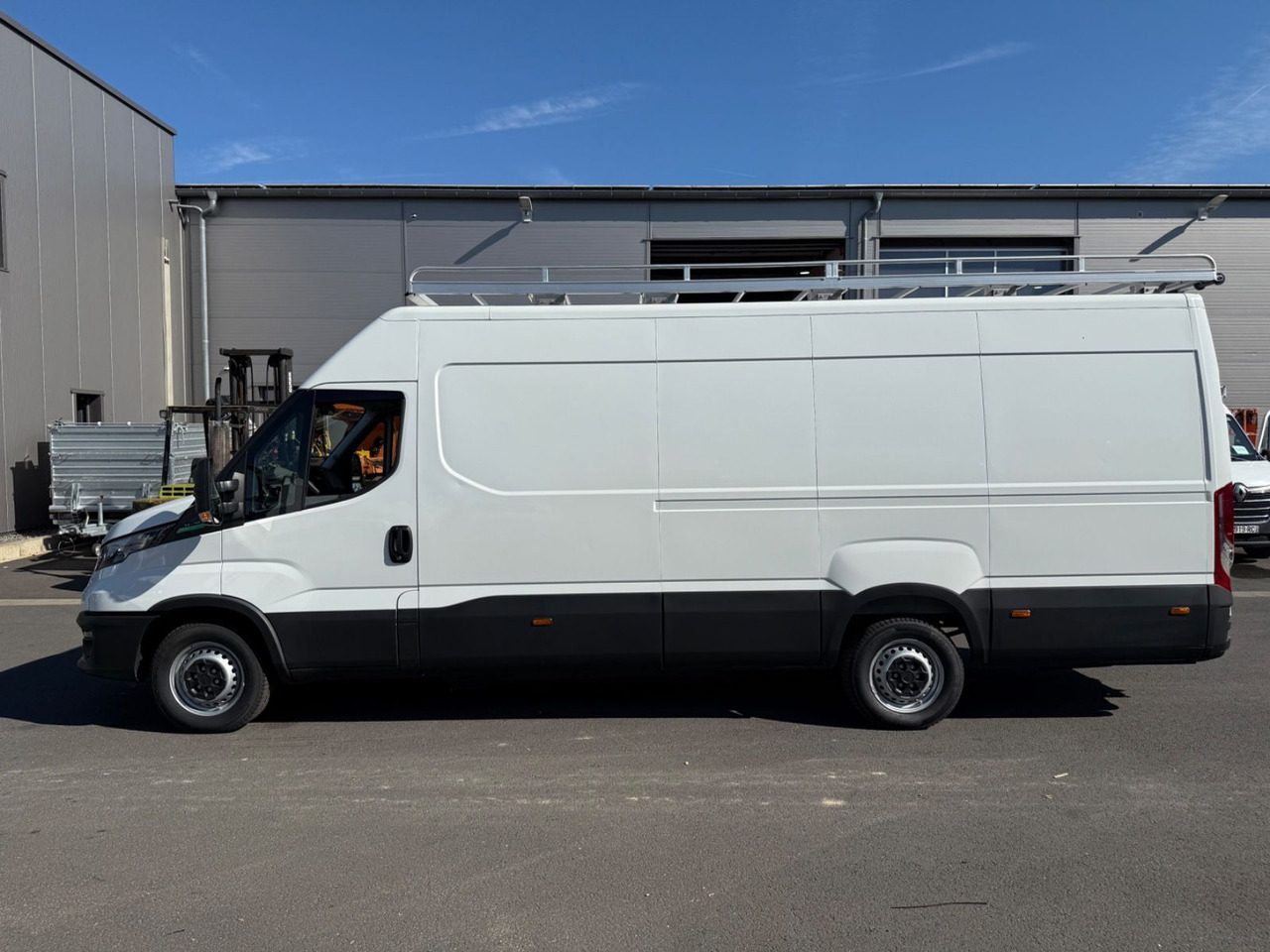 Iveco Daily 35S14 Maxi/CNG/2.700km!/Ahk/LIKE NEW! - Pakettiauto: kuva Iveco Daily 35S14 Maxi/CNG/2.700km!/Ahk/LIKE NEW! - Pakettiauto Iveco Daily 35S14 Maxi/CNG/2.700km!/Ahk/LIKE NEW! - Pakettiauto: kuva Iveco Daily 35S14 Maxi/CNG/2.700km!/Ahk/LIKE NEW! - Pakettiauto