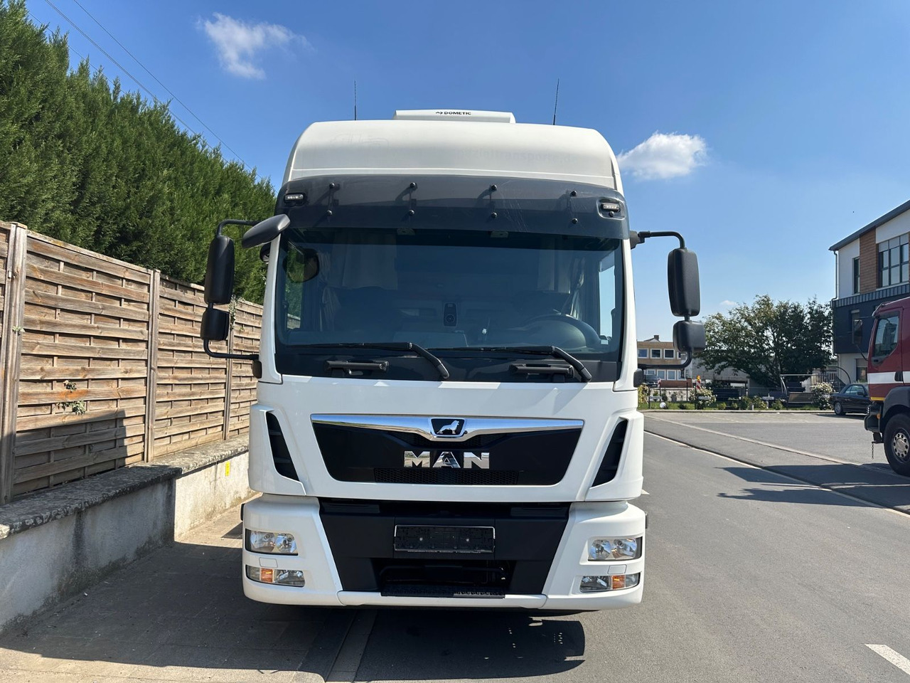 MAN 8.250 TGL*VDI2700*TOP*4-er Zug BFT Anhänger MAN 8.250 TGL*VDI2700*TOP*4-er Zug BFT Anhänger - Kuljetin kuorma-auto, Tavara-auto: kuva MAN 8.250 TGL*VDI2700*TOP*4-er Zug BFT Anhänger MAN 8.250 TGL*VDI2700*TOP*4-er Zug BFT Anhänger - Kuljetin kuorma-auto, Tavara-auto MAN 8.250 TGL*VDI2700*TOP*4-er Zug BFT Anhänger MAN 8.250 TGL*VDI2700*TOP*4-er Zug BFT Anhänger - Kuljetin kuorma-auto, Tavara-auto: kuva MAN 8.250 TGL*VDI2700*TOP*4-er Zug BFT Anhänger MAN 8.250 TGL*VDI2700*TOP*4-er Zug BFT Anhänger - Kuljetin kuorma-auto, Tavara-auto