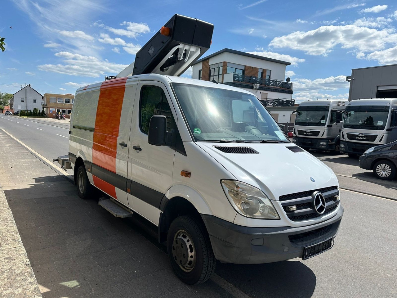 Mercedes-Benz Sprinter 515 CDI 4X4|13,2m Versailift ET-38-LFH - Itsekulkevat henkilönostimet: kuva Mercedes-Benz Sprinter 515 CDI 4X4|13,2m Versailift ET-38-LFH - Itsekulkevat henkilönostimet Mercedes-Benz Sprinter 515 CDI 4X4|13,2m Versailift ET-38-LFH - Itsekulkevat henkilönostimet: kuva Mercedes-Benz Sprinter 515 CDI 4X4|13,2m Versailift ET-38-LFH - Itsekulkevat henkilönostimet