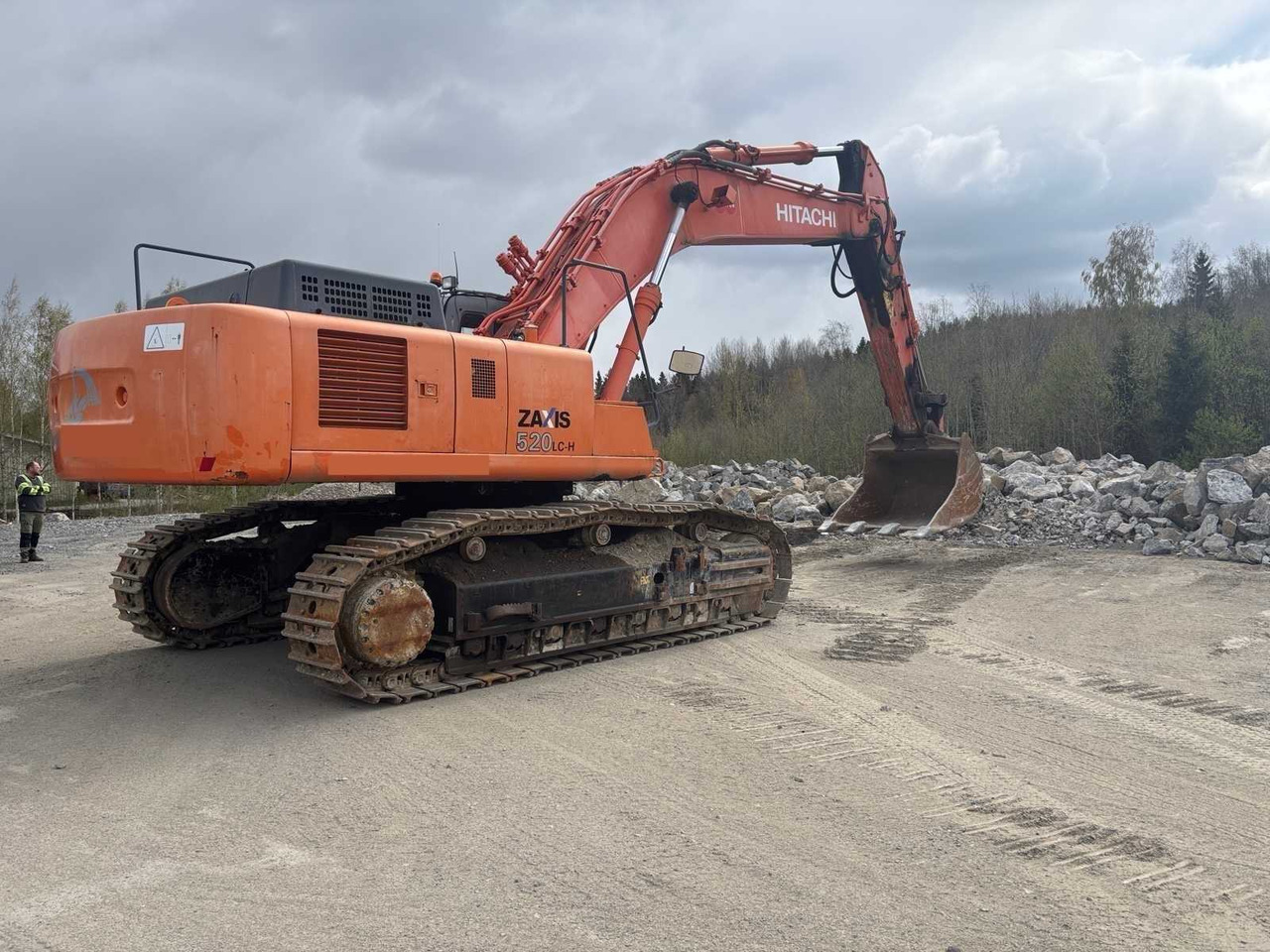 Bandgrävare Hitachi Zaxis 520 LV-H - Telakaivukone: kuva Bandgrävare Hitachi Zaxis 520 LV-H - Telakaivukone Bandgrävare Hitachi Zaxis 520 LV-H - Telakaivukone: kuva Bandgrävare Hitachi Zaxis 520 LV-H - Telakaivukone