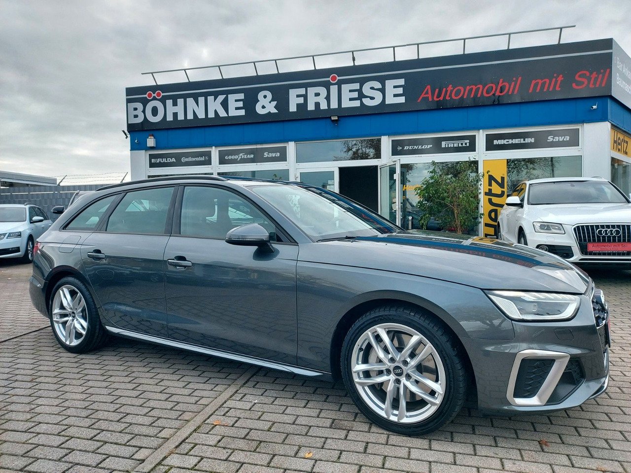 Audi A4 Avant 50 TDI Quattro S-Line Pano ACC Radar - Farmari: kuva Audi A4 Avant 50 TDI Quattro S-Line Pano ACC Radar - Farmari Audi A4 Avant 50 TDI Quattro S-Line Pano ACC Radar - Farmari: kuva Audi A4 Avant 50 TDI Quattro S-Line Pano ACC Radar - Farmari