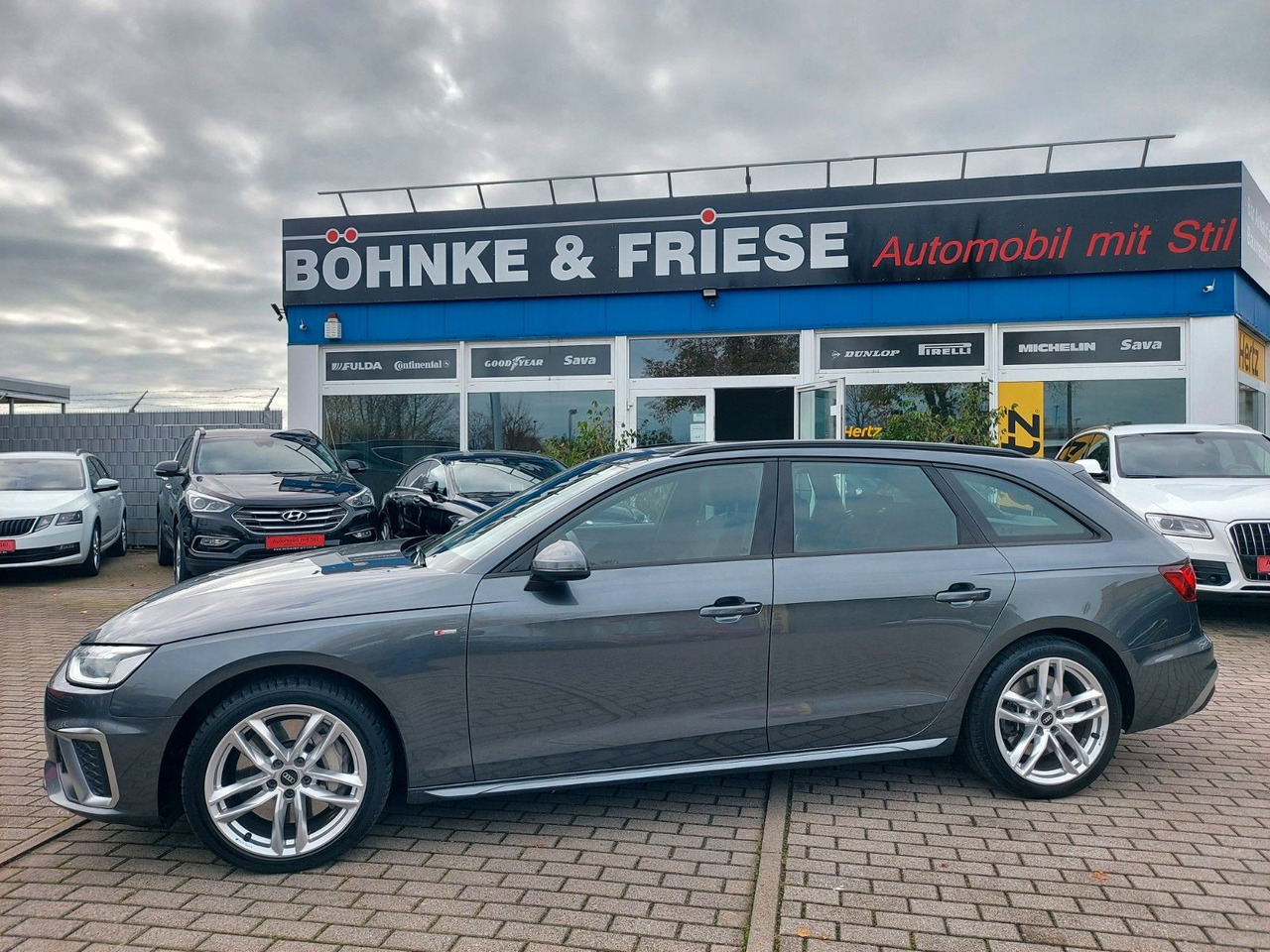 Audi A4 Avant 50 TDI Quattro S-Line Pano ACC Radar - Farmari: kuva Audi A4 Avant 50 TDI Quattro S-Line Pano ACC Radar - Farmari Audi A4 Avant 50 TDI Quattro S-Line Pano ACC Radar - Farmari: kuva Audi A4 Avant 50 TDI Quattro S-Line Pano ACC Radar - Farmari