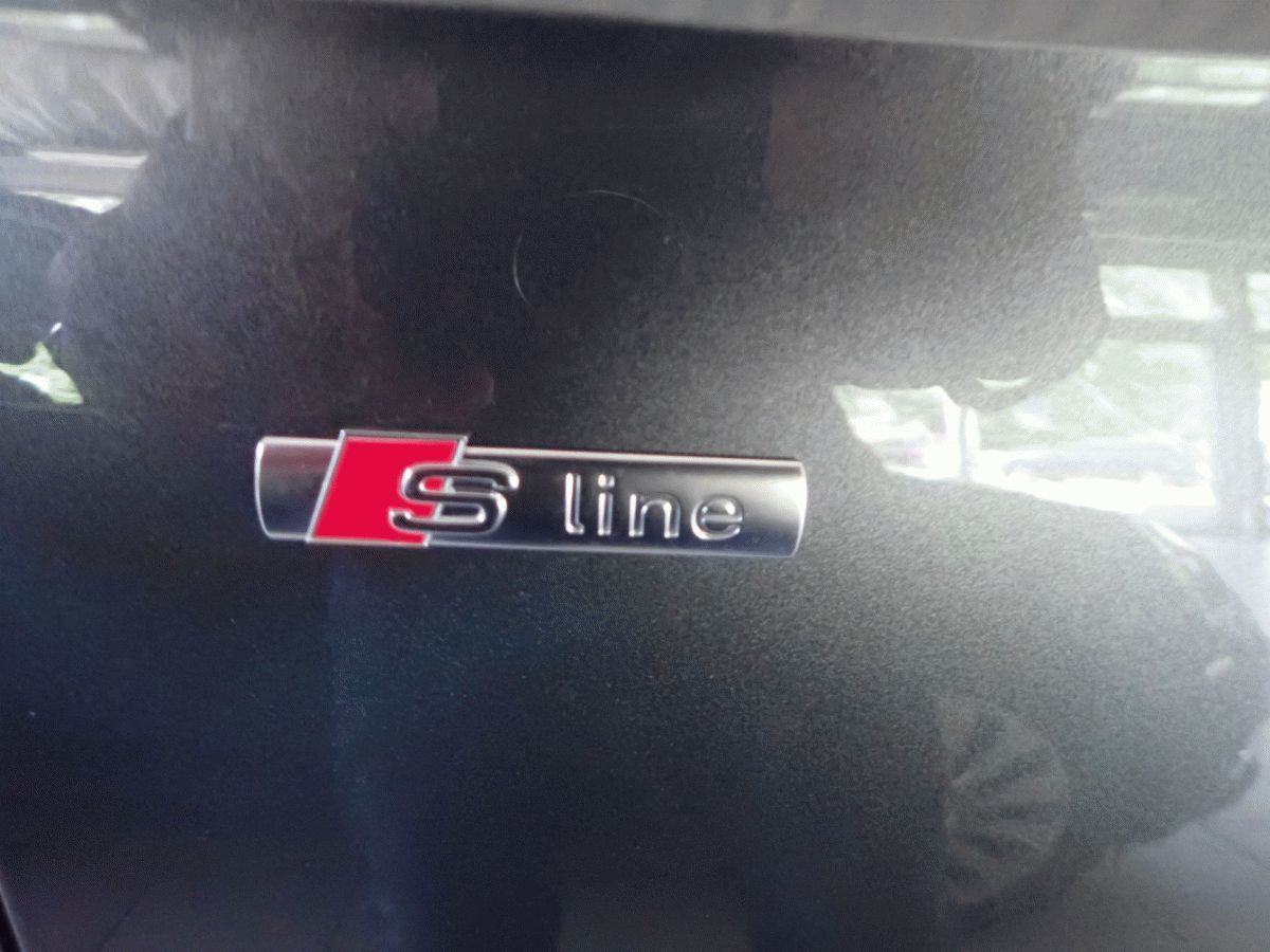Audi Q7 50 TDI quattro S line 4WS Laser Sitzlüftung - Maasturi/ Katumaasturi: kuva Audi Q7 50 TDI quattro S line 4WS Laser Sitzlüftung - Maasturi/ Katumaasturi Audi Q7 50 TDI quattro S line 4WS Laser Sitzlüftung - Maasturi/ Katumaasturi: kuva Audi Q7 50 TDI quattro S line 4WS Laser Sitzlüftung - Maasturi/ Katumaasturi