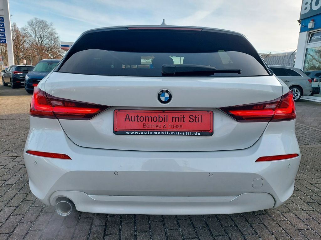 BMW 116 Baureihe 1 Lim. 116 i Aut.Advantage Navi LED - Henkilöauto: kuva BMW 116 Baureihe 1 Lim. 116 i Aut.Advantage Navi LED - Henkilöauto BMW 116 Baureihe 1 Lim. 116 i Aut.Advantage Navi LED - Henkilöauto: kuva BMW 116 Baureihe 1 Lim. 116 i Aut.Advantage Navi LED - Henkilöauto
