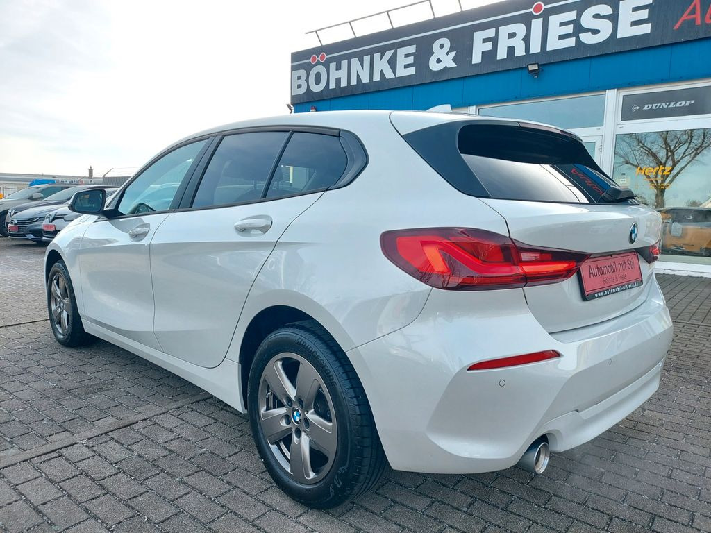 BMW 116 Baureihe 1 Lim. 116 i Aut.Advantage Navi LED - Henkilöauto: kuva BMW 116 Baureihe 1 Lim. 116 i Aut.Advantage Navi LED - Henkilöauto BMW 116 Baureihe 1 Lim. 116 i Aut.Advantage Navi LED - Henkilöauto: kuva BMW 116 Baureihe 1 Lim. 116 i Aut.Advantage Navi LED - Henkilöauto