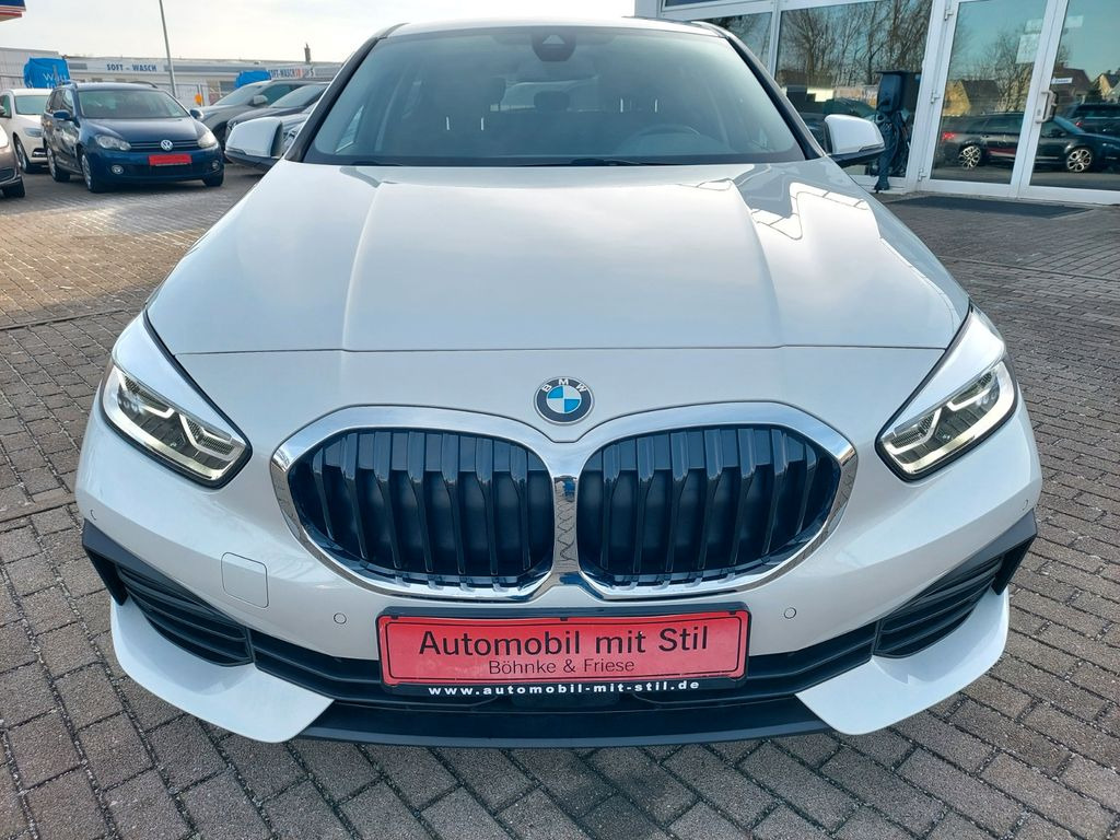 BMW 116 Baureihe 1 Lim. 116 i Aut.Advantage Navi LED - Henkilöauto: kuva BMW 116 Baureihe 1 Lim. 116 i Aut.Advantage Navi LED - Henkilöauto BMW 116 Baureihe 1 Lim. 116 i Aut.Advantage Navi LED - Henkilöauto: kuva BMW 116 Baureihe 1 Lim. 116 i Aut.Advantage Navi LED - Henkilöauto