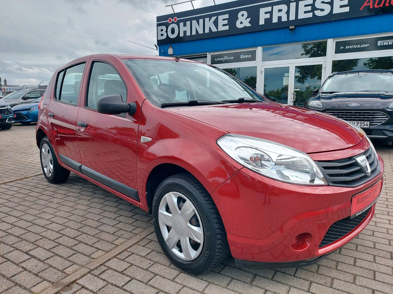Dacia Sandero 1.4 MPI CD-Radio M+S - Sedan: kuva Dacia Sandero 1.4 MPI CD-Radio M+S - Sedan Dacia Sandero 1.4 MPI CD-Radio M+S - Sedan: kuva Dacia Sandero 1.4 MPI CD-Radio M+S - Sedan