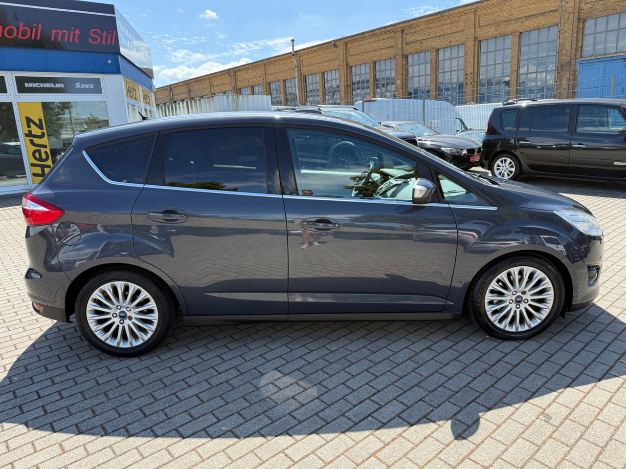 Ford C-Max C-MAX Titanium XENON PDC KLIMA SHZ - Pikkubussi: kuva Ford C-Max C-MAX Titanium XENON PDC KLIMA SHZ - Pikkubussi Ford C-Max C-MAX Titanium XENON PDC KLIMA SHZ - Pikkubussi: kuva Ford C-Max C-MAX Titanium XENON PDC KLIMA SHZ - Pikkubussi