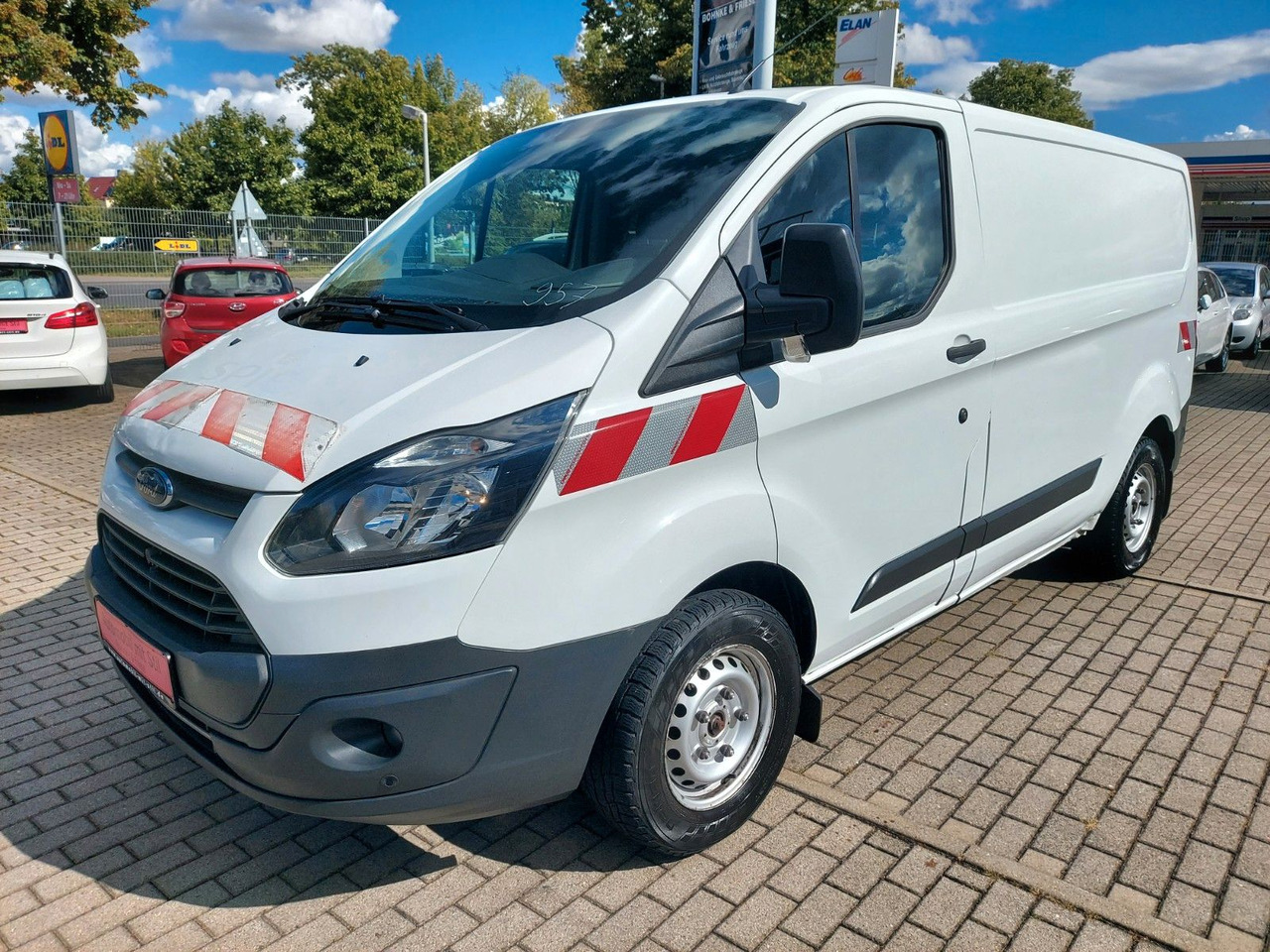 Ford Transit Custom Tourneo Kasten 290 L1 Standheiz. - Pikkubussi: kuva Ford Transit Custom Tourneo Kasten 290 L1 Standheiz. - Pikkubussi Ford Transit Custom Tourneo Kasten 290 L1 Standheiz. - Pikkubussi: kuva Ford Transit Custom Tourneo Kasten 290 L1 Standheiz. - Pikkubussi