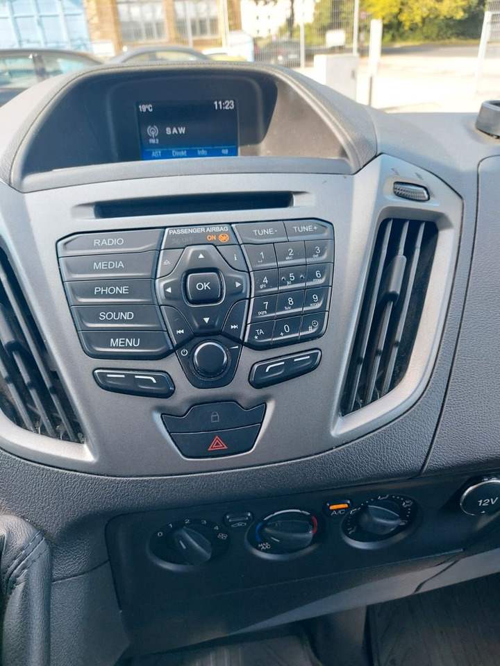 Pikkubussi Ford Transit Custom Tourneo Kasten 290 L1 Standheiz.: kuva Pikkubussi Ford Transit Custom Tourneo Kasten 290 L1 Standheiz.