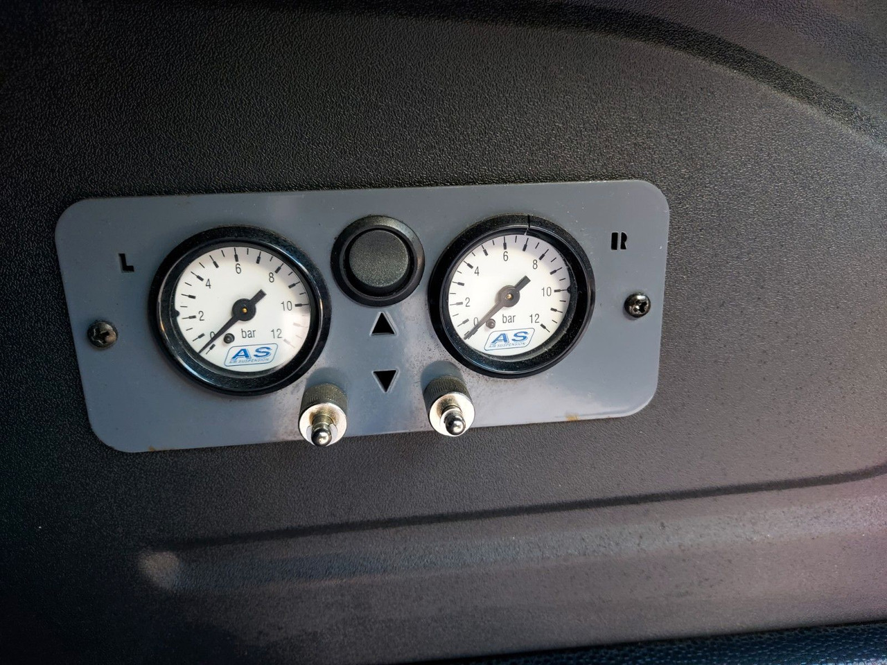 Ford Transit Pritsche 350 L4 extra lang Luftfeder - Avolava pakettiauto: kuva Ford Transit Pritsche 350 L4 extra lang Luftfeder - Avolava pakettiauto Ford Transit Pritsche 350 L4 extra lang Luftfeder - Avolava pakettiauto: kuva Ford Transit Pritsche 350 L4 extra lang Luftfeder - Avolava pakettiauto