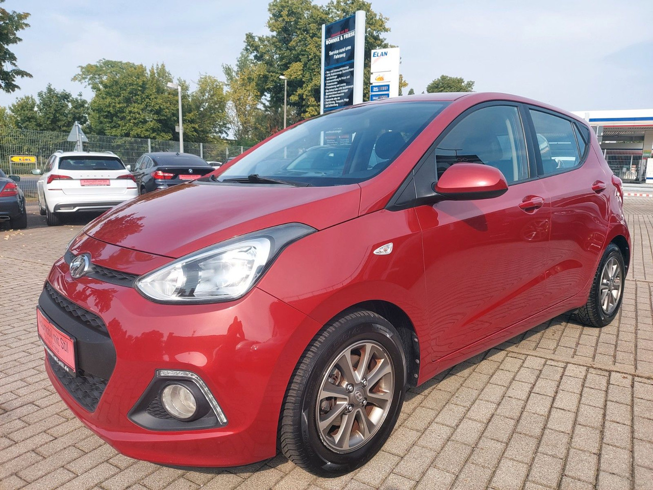 Hyundai i10 Intro Edition Klima Sitzeizung Bluetooth - Henkilöauto: kuva Hyundai i10 Intro Edition Klima Sitzeizung Bluetooth - Henkilöauto Hyundai i10 Intro Edition Klima Sitzeizung Bluetooth - Henkilöauto: kuva Hyundai i10 Intro Edition Klima Sitzeizung Bluetooth - Henkilöauto