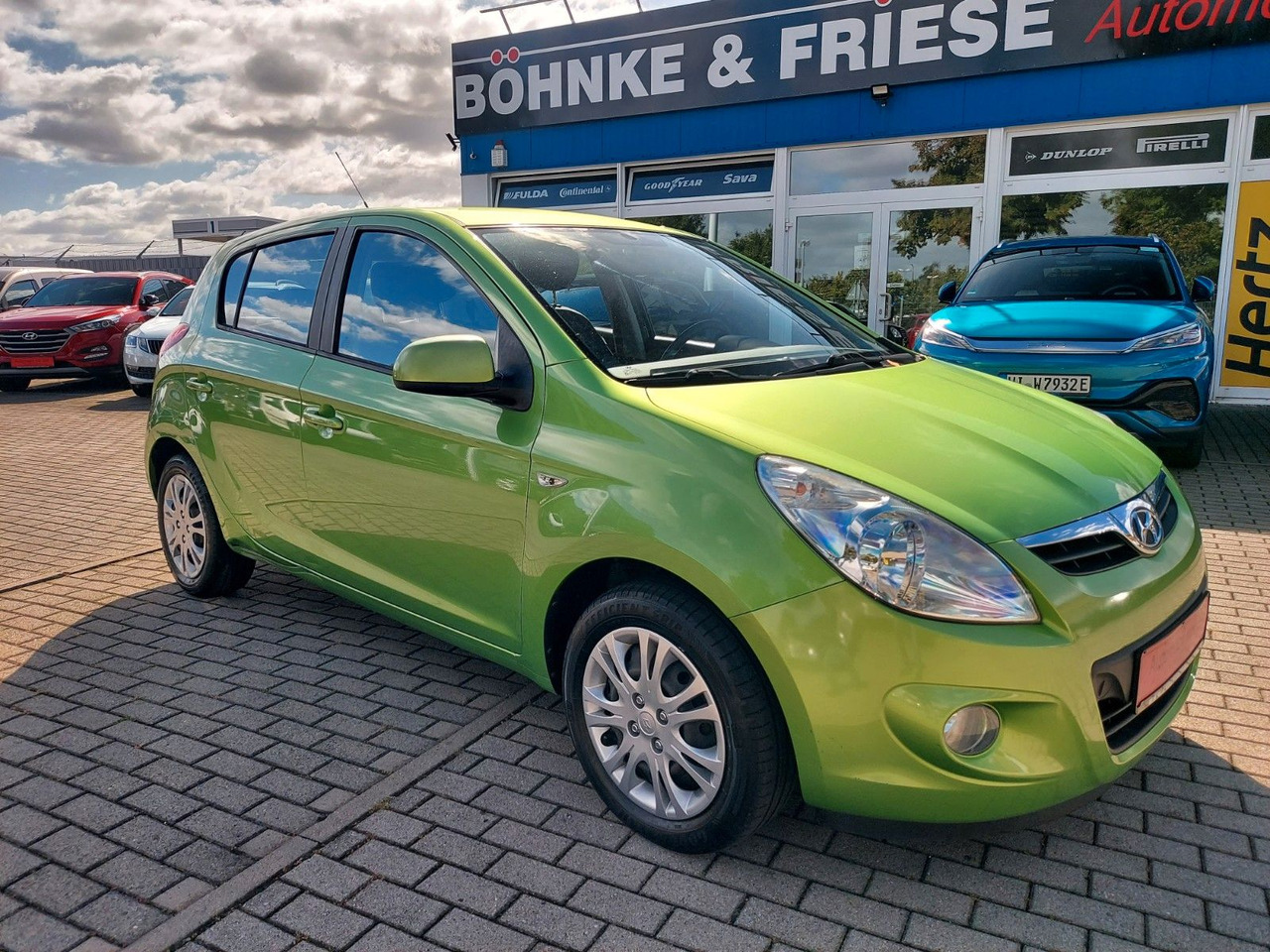 Hyundai i20 Klima USB 5 Türen - Henkilöauto: kuva Hyundai i20 Klima USB 5 Türen - Henkilöauto Hyundai i20 Klima USB 5 Türen - Henkilöauto: kuva Hyundai i20 Klima USB 5 Türen - Henkilöauto