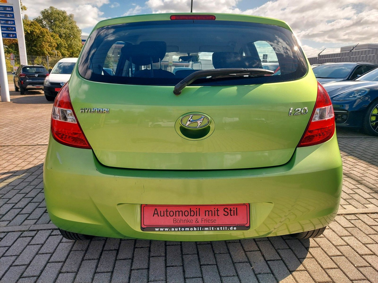 Hyundai i20 Klima USB 5 Türen - Henkilöauto: kuva Hyundai i20 Klima USB 5 Türen - Henkilöauto Hyundai i20 Klima USB 5 Türen - Henkilöauto: kuva Hyundai i20 Klima USB 5 Türen - Henkilöauto