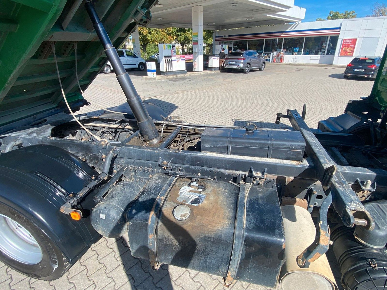 MAN TGM 18.290 4X4 ALLRAD KLIMA DREISEITENKIPPER - Kippiauto kuorma-auto: kuva MAN TGM 18.290 4X4 ALLRAD KLIMA DREISEITENKIPPER - Kippiauto kuorma-auto MAN TGM 18.290 4X4 ALLRAD KLIMA DREISEITENKIPPER - Kippiauto kuorma-auto: kuva MAN TGM 18.290 4X4 ALLRAD KLIMA DREISEITENKIPPER - Kippiauto kuorma-auto