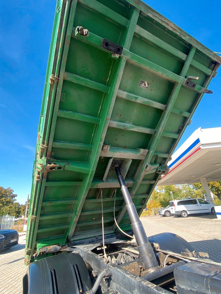 MAN TGM 18.290 4X4 ALLRAD KLIMA DREISEITENKIPPER - Kippiauto kuorma-auto: kuva MAN TGM 18.290 4X4 ALLRAD KLIMA DREISEITENKIPPER - Kippiauto kuorma-auto MAN TGM 18.290 4X4 ALLRAD KLIMA DREISEITENKIPPER - Kippiauto kuorma-auto: kuva MAN TGM 18.290 4X4 ALLRAD KLIMA DREISEITENKIPPER - Kippiauto kuorma-auto