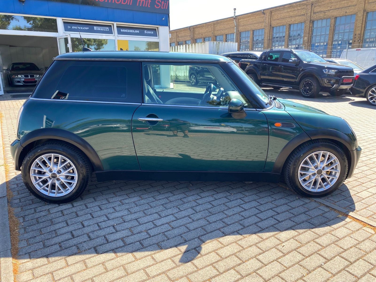 MINI COOPER Mini Cooper Klima Teilleder Alu PDC - Henkilöauto: kuva MINI COOPER Mini Cooper Klima Teilleder Alu PDC - Henkilöauto MINI COOPER Mini Cooper Klima Teilleder Alu PDC - Henkilöauto: kuva MINI COOPER Mini Cooper Klima Teilleder Alu PDC - Henkilöauto