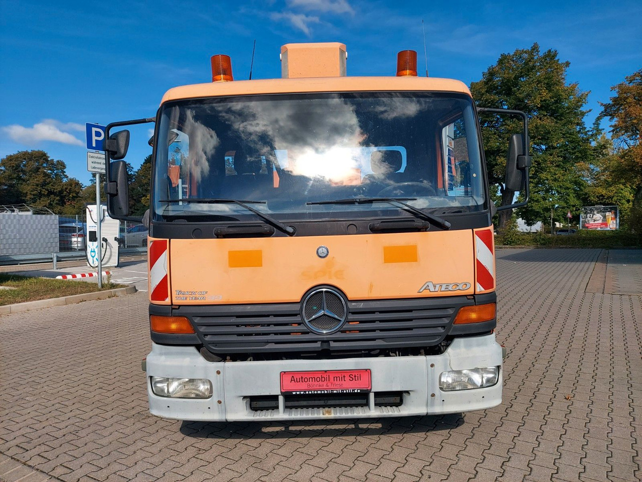 Mercedes-Benz ATEGO 1323 HUBSTEIGER WUMAG WT220H - Itsekulkevat henkilönostimet: kuva Mercedes-Benz ATEGO 1323 HUBSTEIGER WUMAG WT220H - Itsekulkevat henkilönostimet Mercedes-Benz ATEGO 1323 HUBSTEIGER WUMAG WT220H - Itsekulkevat henkilönostimet: kuva Mercedes-Benz ATEGO 1323 HUBSTEIGER WUMAG WT220H - Itsekulkevat henkilönostimet